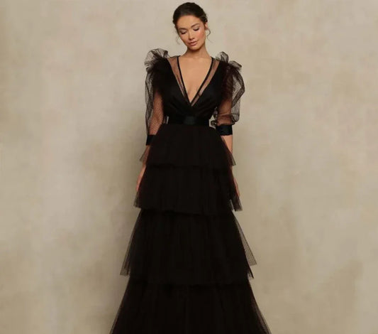 Mysterious V-neck Prom Dress Multilayer Vestidos De Noche Black Puffy Sleeve Prom Gown Perspective