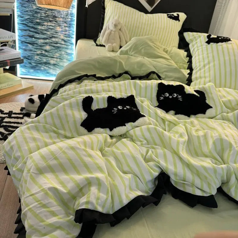 Yeknu Korean Style Bedding Set Green Strip Black Cat Embroidery Washed Cotton  Duvet Cover Cute Cardboard  Bed linen Comforter Sets