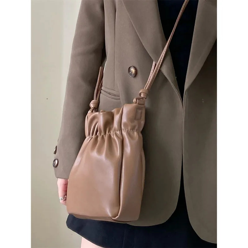 qgtao Korean Cute Pleated Bucket Bag Women Fashion All-Match Texture Soft Leather Mini Bag Popular Shoulder Crossbody Mobile Phone Bag