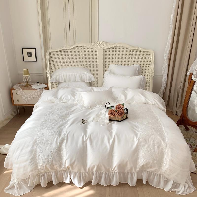 2022 New Romantic Lace Embroidery Bedding Set Luxury 4pcs White Princess Wedding Ruffle Duvet Cover Bed Sheet Linen Pillowcase