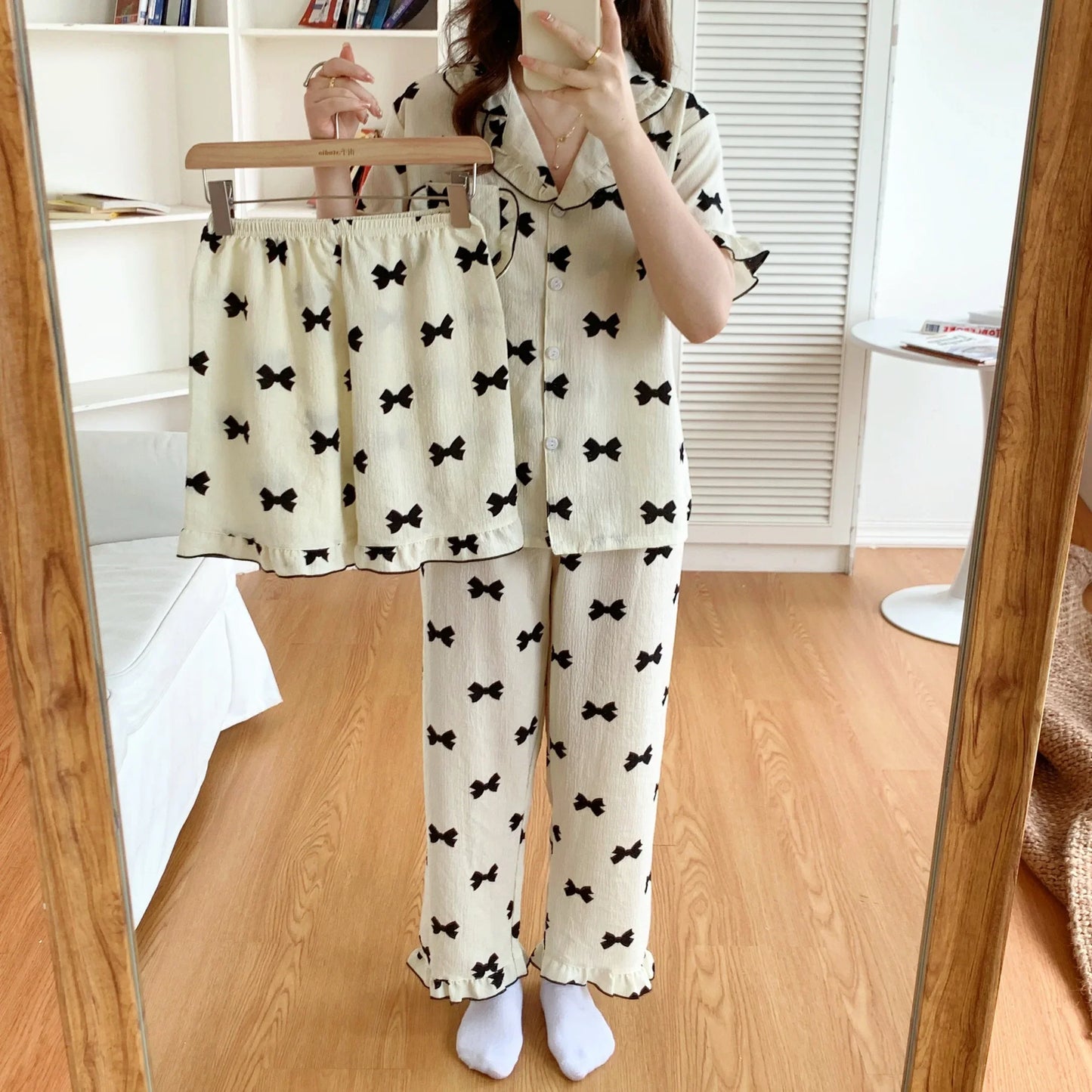 qgtao Pajamas Women's Bubble Cotton Three Piece Cardigan Short Sleeve Long Pants Shorts Fashion Simple Cute Printed Home Furnishing Sleepwear