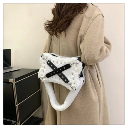 qgtao Gothic Rivet Plush Shoulder Bag Women Y2k Grunge Winter Subculture Messenger Bag Purse Ladies Harajuku Aesthetic Handbag