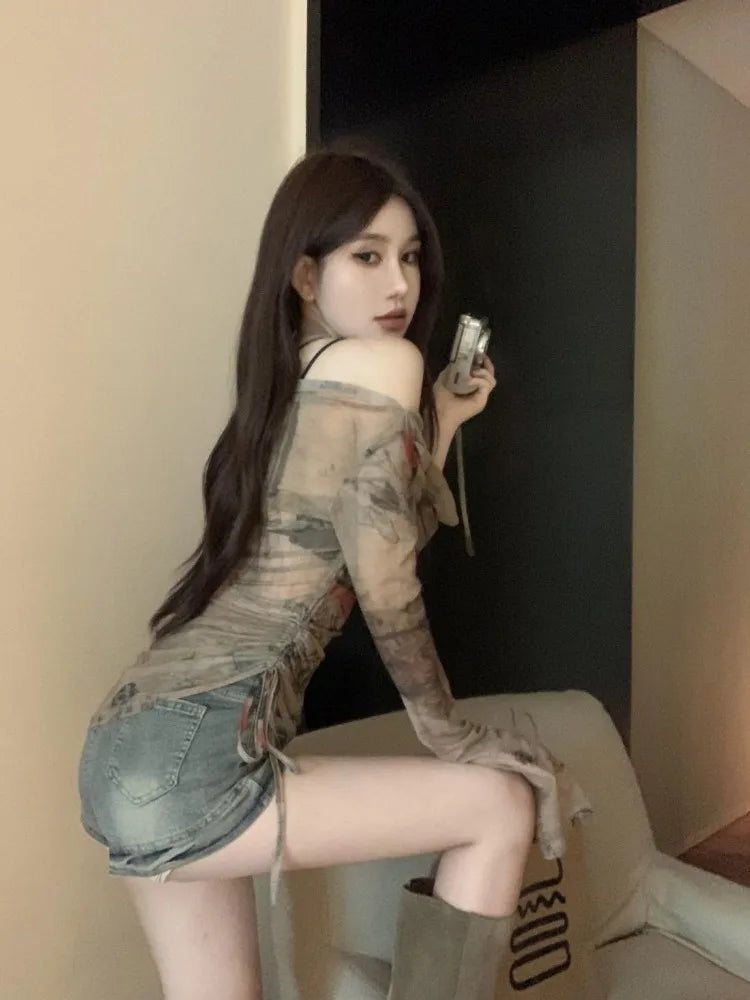 qgtao  -  Women Graphic Print T-Shirts Vintage 90s Aesthetic Female Grunge Y2k Tops Harajuku Long Sleeve T-Shirt Hippie Streewear