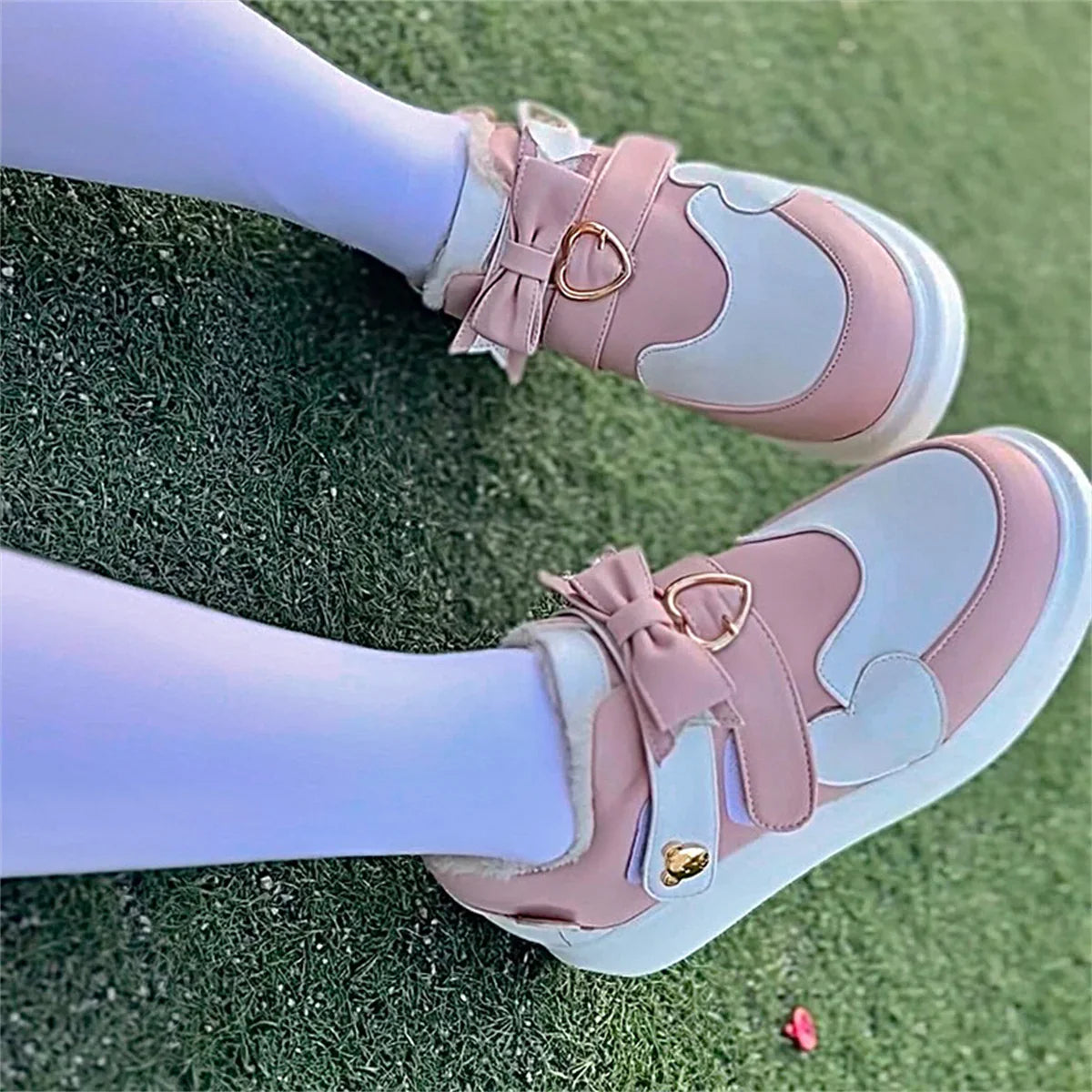 qgtao Sweet Sports Style Shoes Cosplay Victoria Kawaii Girl Winter Plus Velvet Warm Love Bear Bow Pu Round Head High Top Sports Shoes