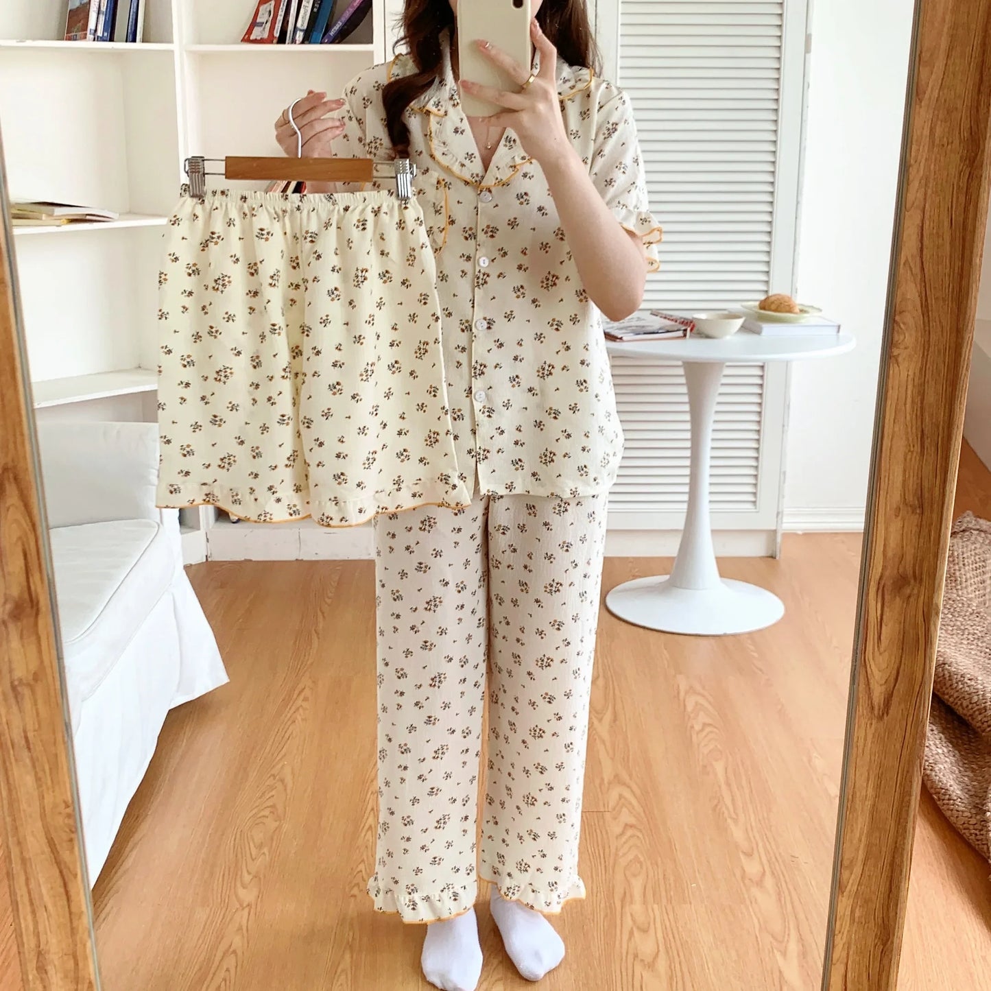 qgtao Pajamas Women's Bubble Cotton Three Piece Cardigan Short Sleeve Long Pants Shorts Fashion Simple Cute Printed Home Furnishing Sleepwear