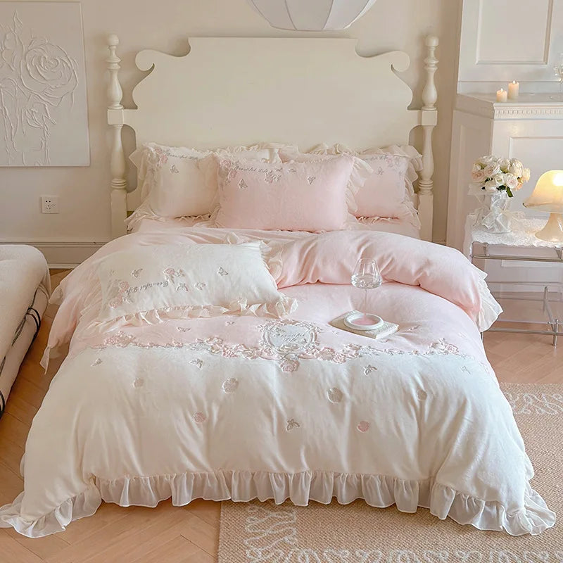 Yeknu French Romantic Bedding Set Luxury Flower Embroidery Princess Pink Ruffle Milk Velvet Quilt Duvet Cover Bed Sheet Set Bedclothes