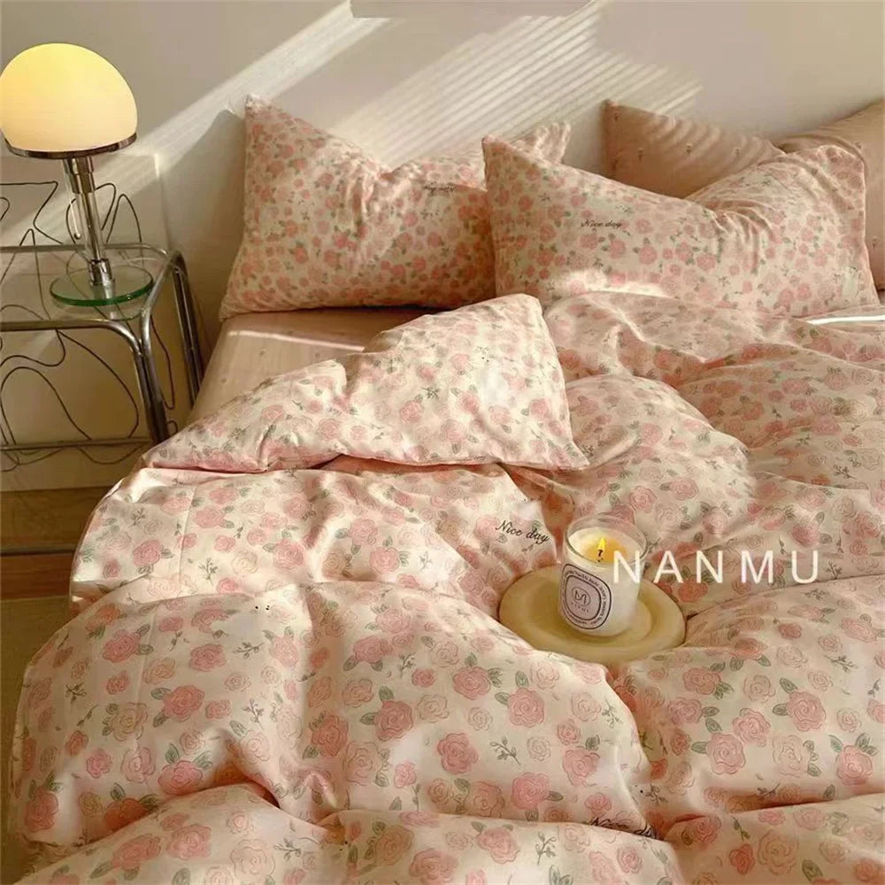 Yeknu New Fashion Bedding Set Ins Floral Single Double Size Duvet Cover Flat Sheet Pillowcase Grid Solid Color Home Girls Bed Linens