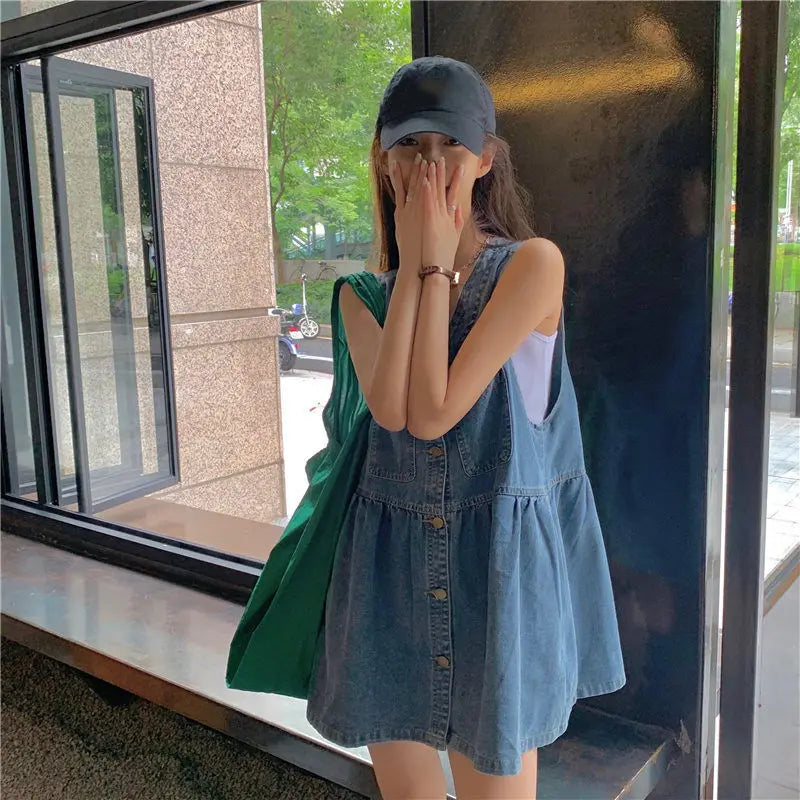 qgtao Sleeveless Dress Women Streetwear Single Breasted Pockets V-neck Denim Females Mini Dresses A-line Pleated Vintage Korean Style