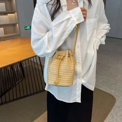 qgtao Summer Straw Handbag Drawstring Women Bucket Bag Weave Hobo Purses Casual Satchel Bags Messenger Bag for Vacation Crossbody Bags