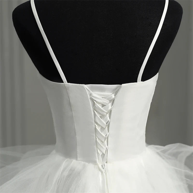 qgtao New Short Front Long Back Gothic White Wedding Dresses Spaghetti Straps Deep V Neck High-low Bridal Gowns Custom Color