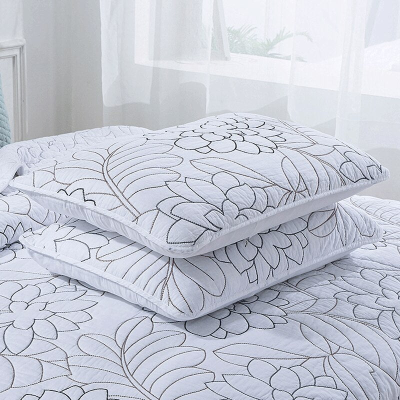 Yeknu 100% Cotton Embroidered Solid Color Flower 3pcs Printed Quilted Quilt Pillowcase Free Shipping