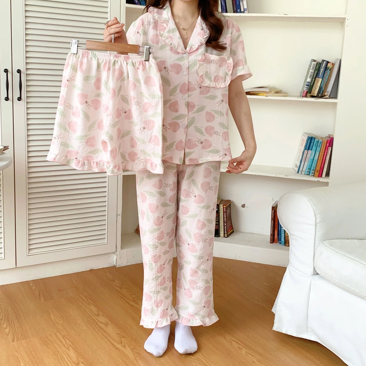 qgtao Pajamas Women's Bubble Cotton Three Piece Cardigan Short Sleeve Long Pants Shorts Fashion Simple Cute Printed Home Furnishing Sleepwear