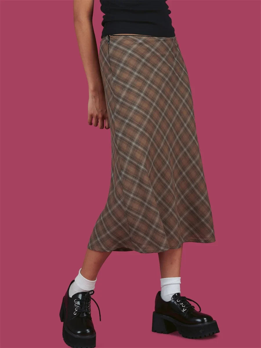 qgtao Women Y2k Harajuku Maxi Skirt Low Waist Plaid Printed Midi Skirt 2000s Vintage Bodycon Long Pencil Skirt Korean Fashion Street