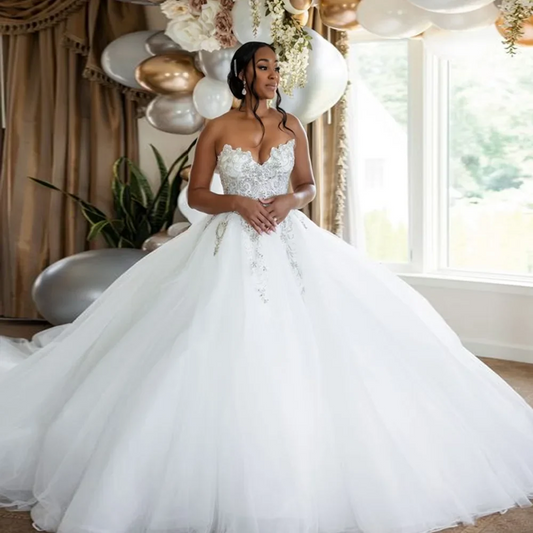 qgtao  Luxury Sweetheart Ball Gown African Wedding Dresses Lace Appliques Princess Bridal Gowns Custom Made