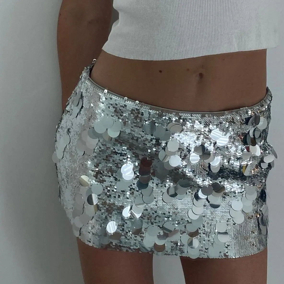 qgtao Women Mini Skirts Sexy Hot Girl Sequined Light-Reflecting & Short Type Sheath Skirt Carnival Party Clothings 2023 New Dress