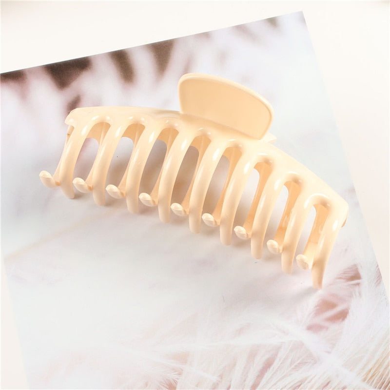 2022 Korean Solid Color Large Hair Claw Clips Fashion Matte Hair Claws Hairpin Women Girls Barrette Hair Accessories