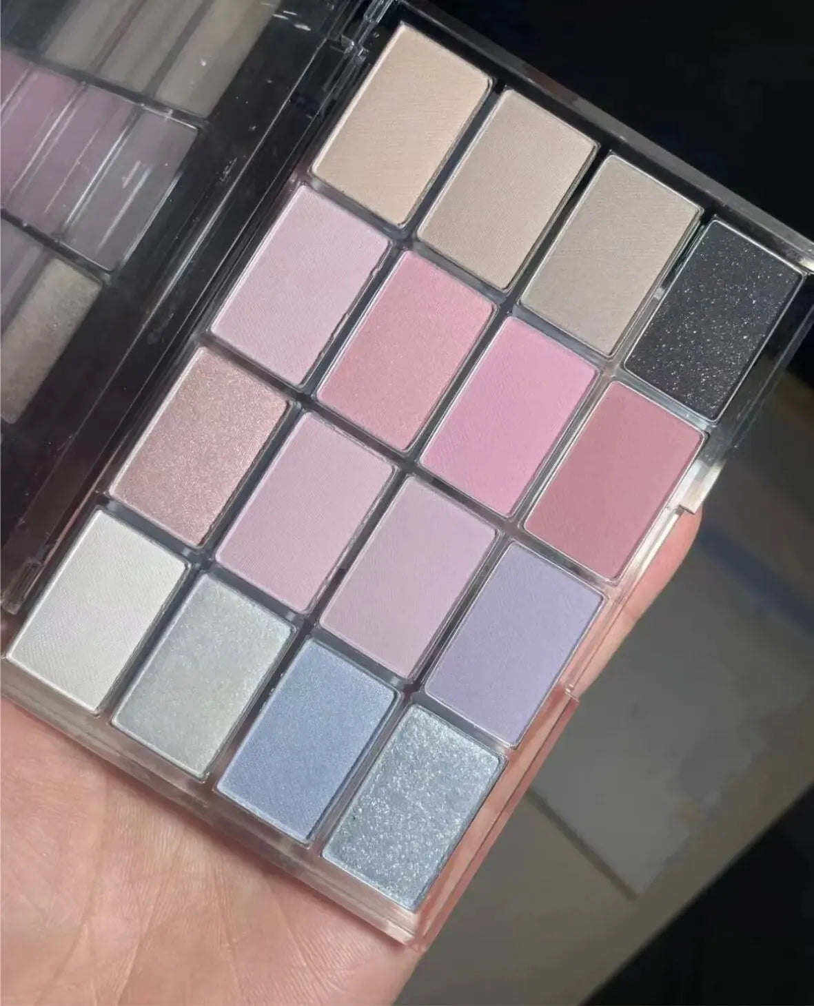 qgtao Eyeshadow Palette Low Saturation Matte Pearlescent Fine Glitter Pseudo Vegan Makeup Clear Daily 16 Colors Eyeshadow