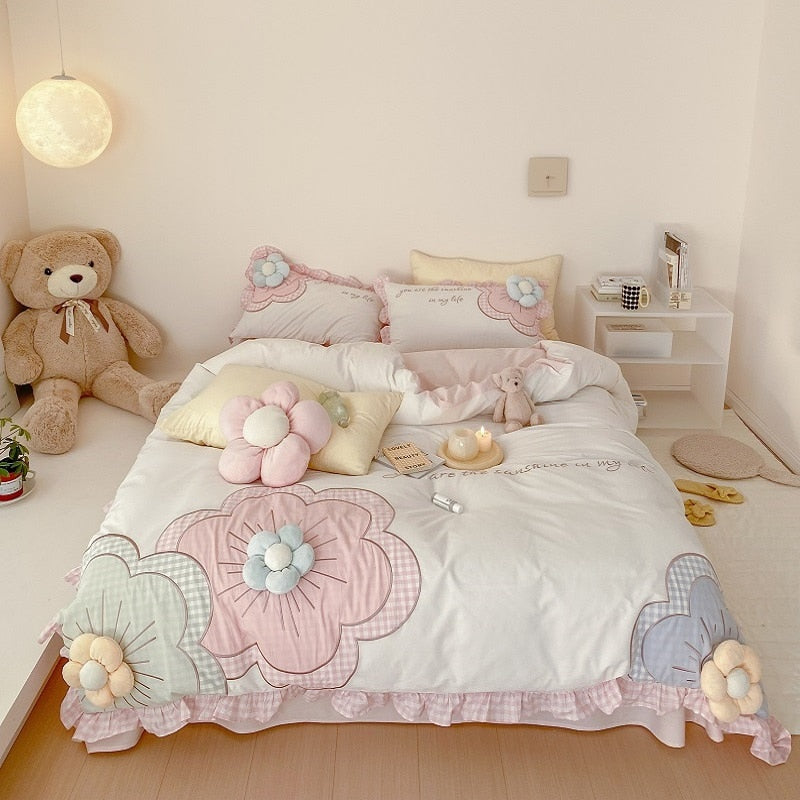 Cartoon Flowers Embroidery Girl Bedding Set 40S Washed Cotton Ruffles Quilt/Duvet Cover Bed Comforter Set Bed Linen Pillowcases