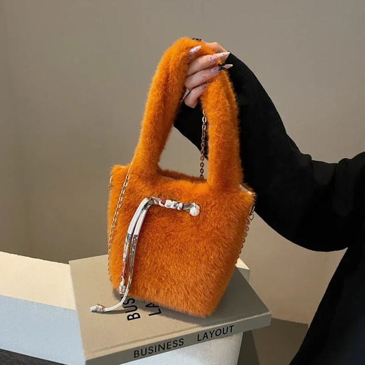 qgtao 2024 Early Autumn New Pattern Plush Bag Versatile Chain Single Shoulder Crossbody Bag Fashion Sweet Advanced Feeling Handbag