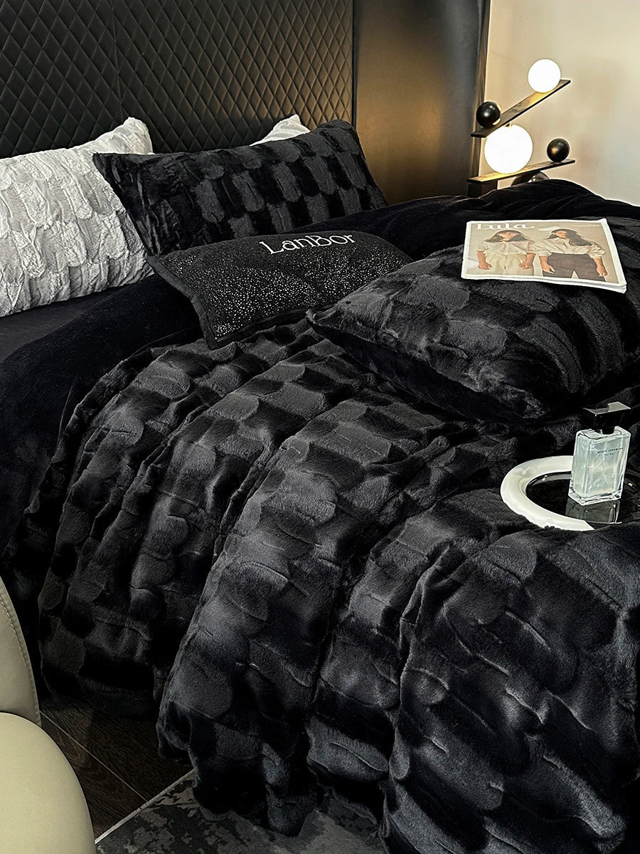 Yeknu Luxury Brand New Black Plush Shaggy Duvet Cover Set Winter Warm Fur   Fluffy Velvet Noble Bedding Set Bed sheet  Soft Velvet 4pc