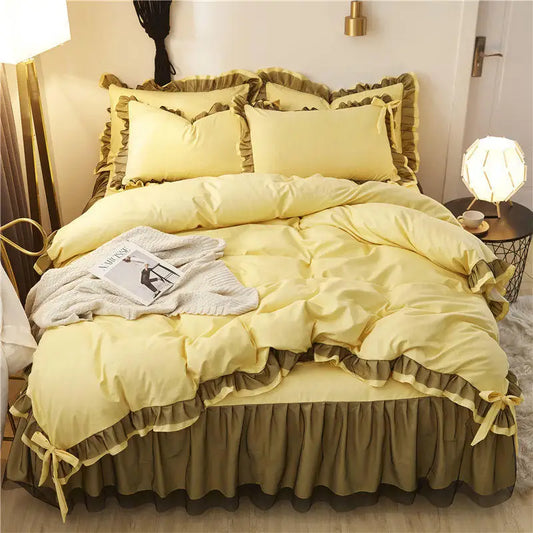 Yeknu Luxury Princess Bedding Sets Kawaii Bed Skirt Sheet and Pillowcase Bed Comforter Set Girls Duvet Cover 4pcs Set Home Decoration