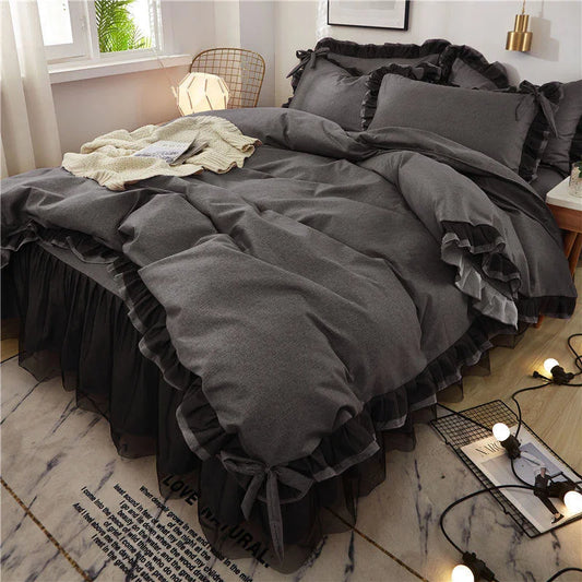 Yeknu Luxury Black Princess Bedding Sets Kawaii Bed Skirt Sheet Pillowcase Fashion Girl Duvet Cover 4 Pieces Home Decoration