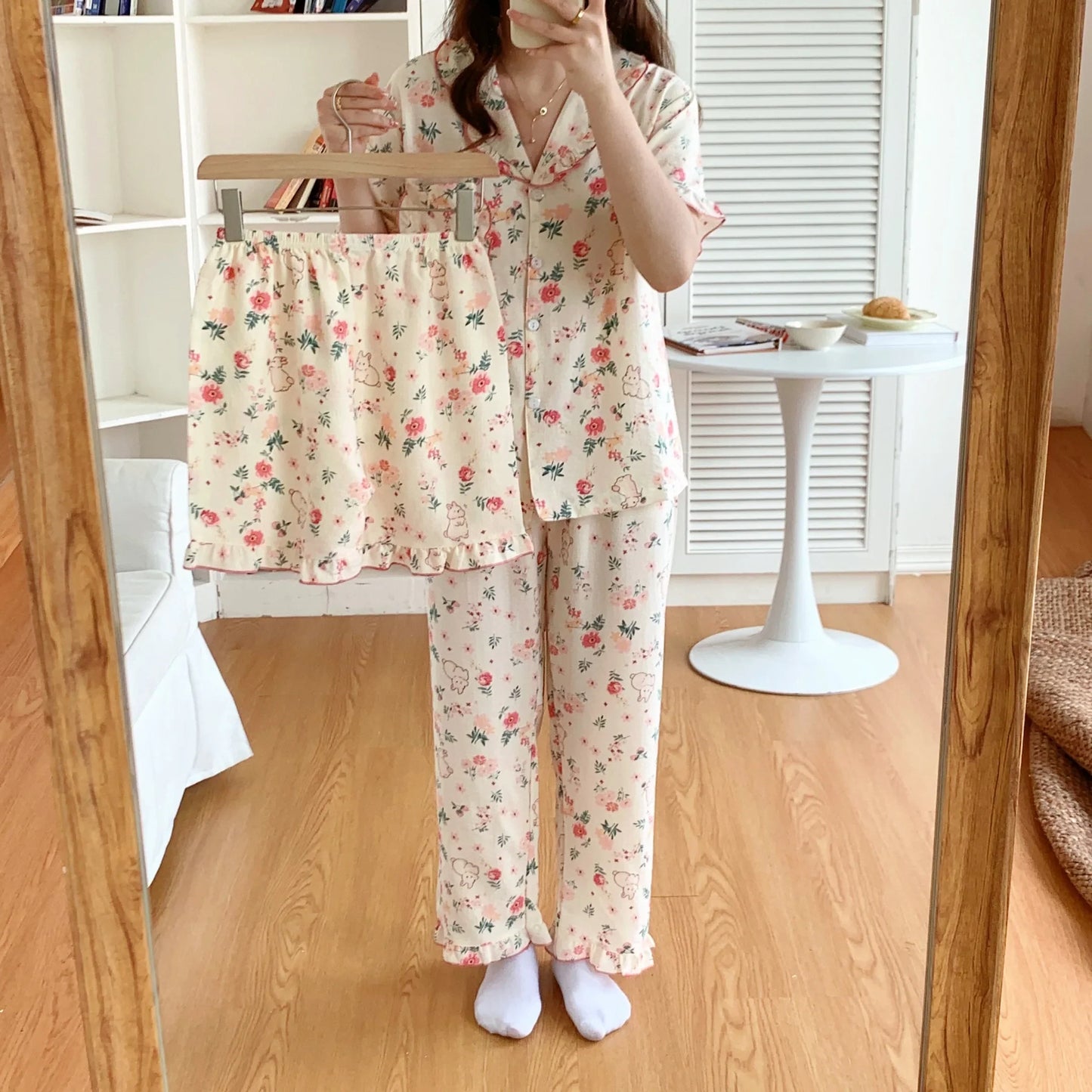 qgtao Pajamas Women's Bubble Cotton Three Piece Cardigan Short Sleeve Long Pants Shorts Fashion Simple Cute Printed Home Furnishing Sleepwear