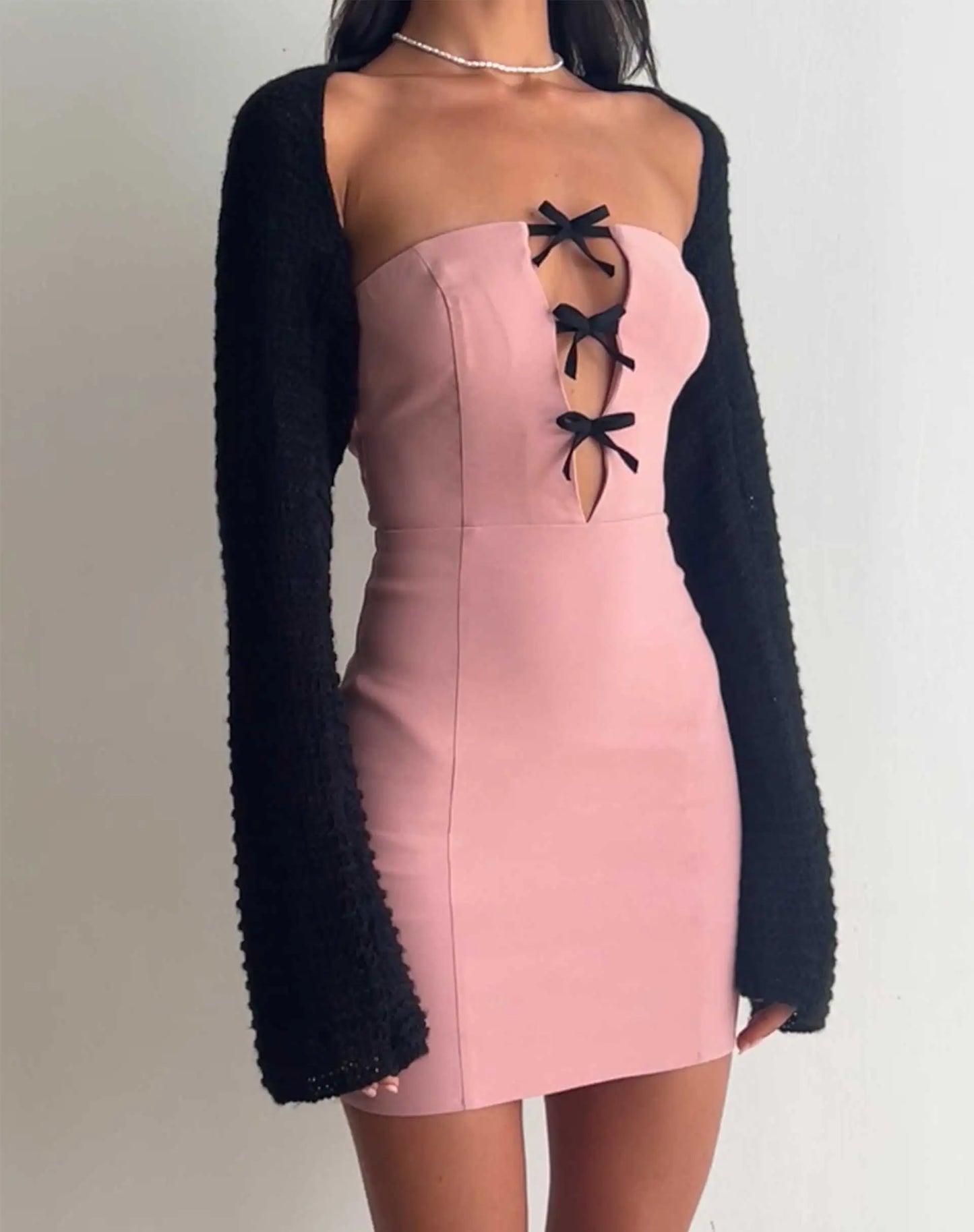 qgtao Pink Bow Hollow Out Strapless Tube Mini Dress Chic Women Y2K Sexy Deep V Off Shoulder Backless Bodycon Dresses Club Streetwear