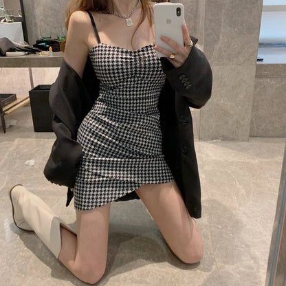 Short plaid dress